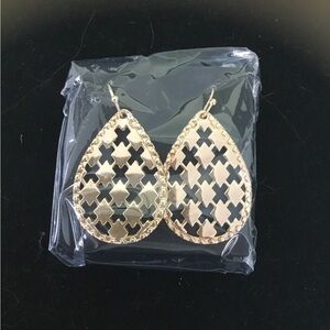 Avon Uniquely Designed Goldtone teardrop earrings